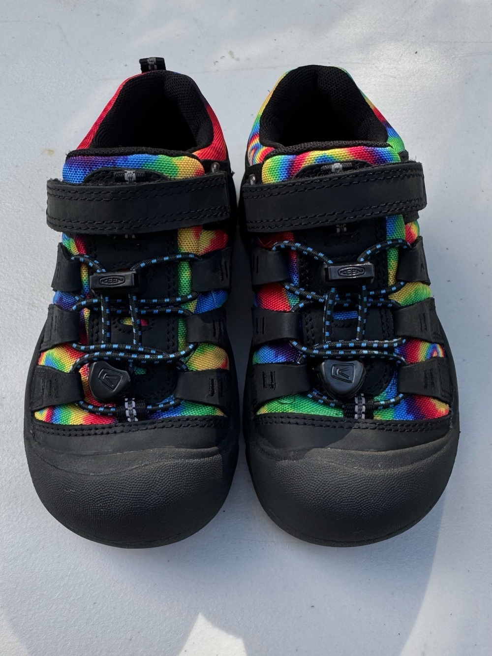 KEEN Kids Rainbow Tie-Dye Bungee Strap Sneakers Size 11